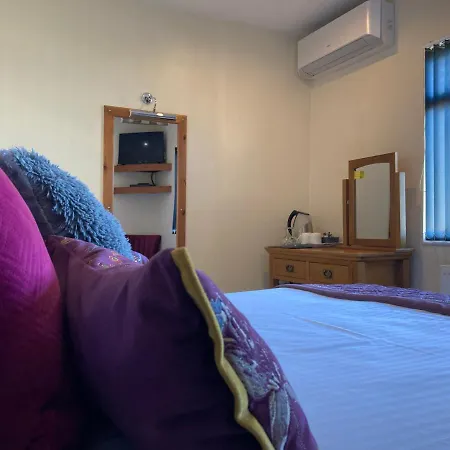 The Quies 4* Newquay (Cornwall)