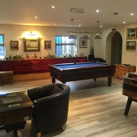 The Quies Newquay (Cornwall)